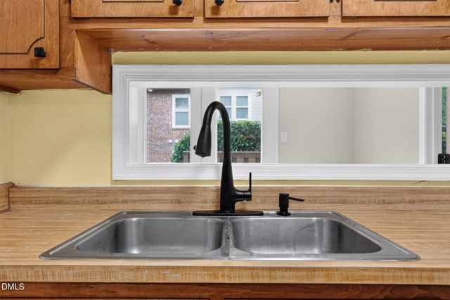3425 Mill Run, Raleigh, NC 27612