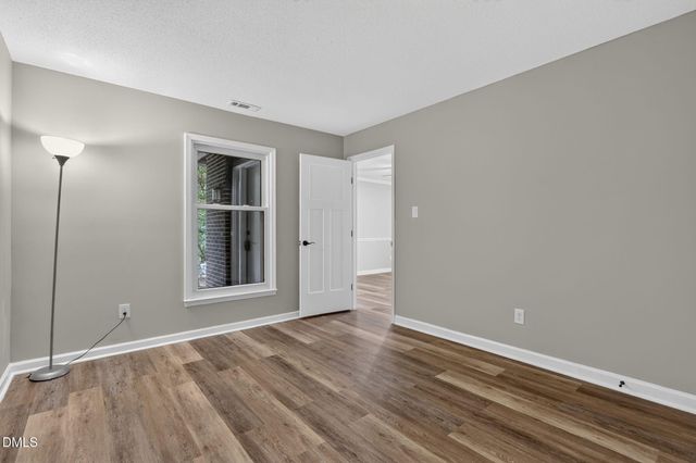 3425 Mill Run, Raleigh, NC 27612