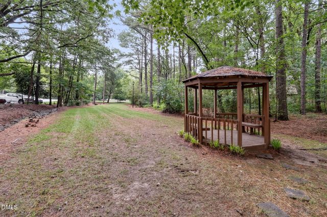 3425 Mill Run, Raleigh, NC 27612