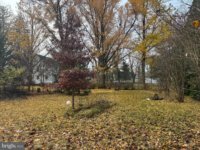 560 E BALTIMORE STREET, Greencastle, PA 17225