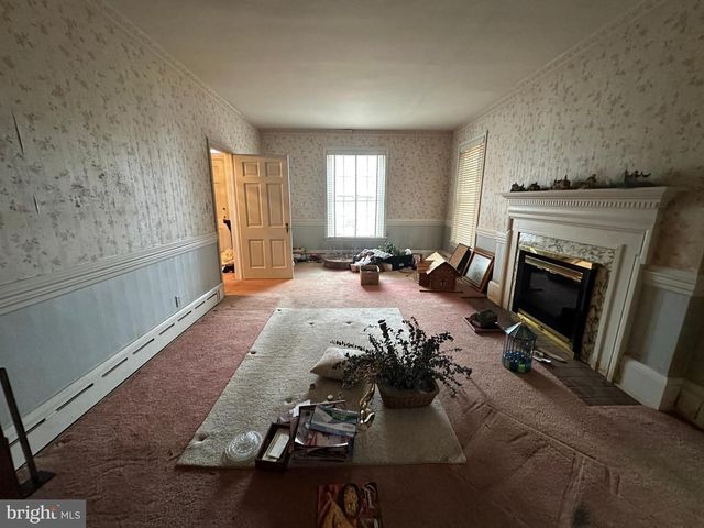 560 E BALTIMORE STREET, Greencastle, PA 17225