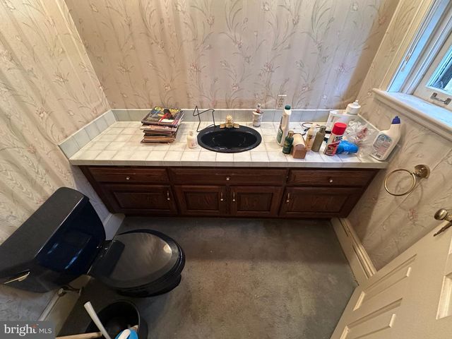 560 E BALTIMORE STREET, Greencastle, PA 17225