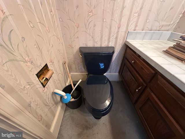 560 E BALTIMORE STREET, Greencastle, PA 17225