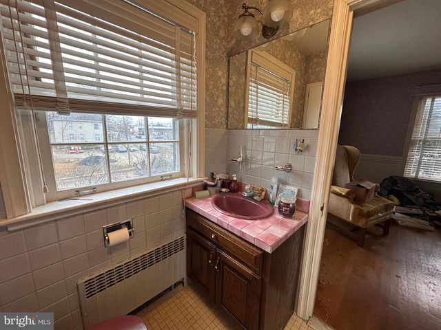 560 E BALTIMORE STREET, Greencastle, PA 17225