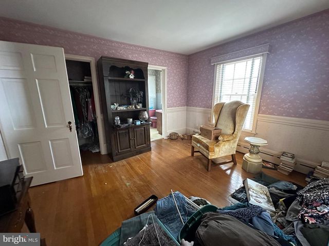 560 E BALTIMORE STREET, Greencastle, PA 17225