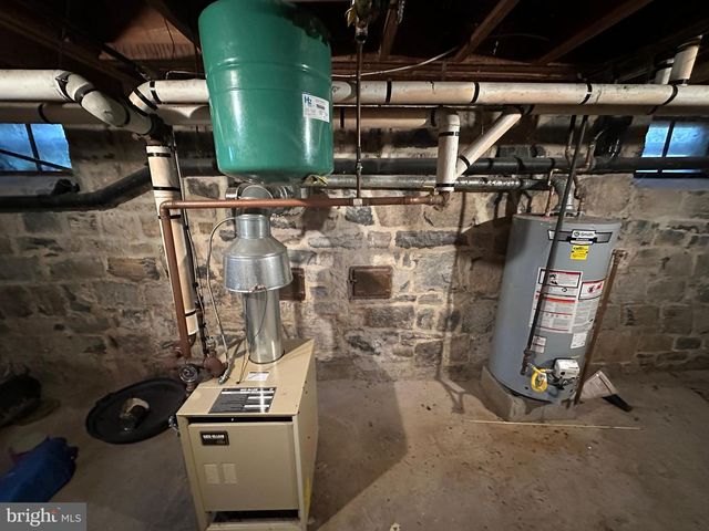 560 E BALTIMORE STREET, Greencastle, PA 17225