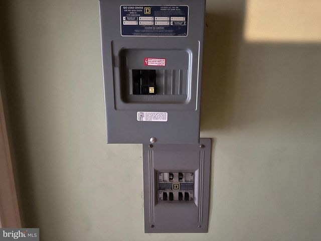 560 E BALTIMORE STREET, Greencastle, PA 17225