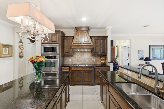 6163 Loudoun Springs Drive, Frisco, TX 75036