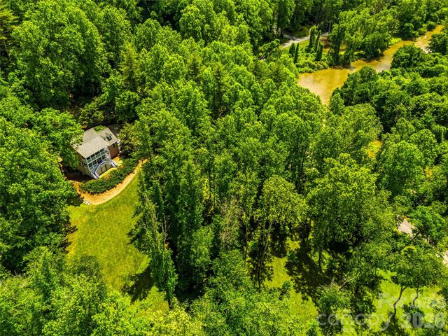243 Poplar Lane, Pisgah Forest, NC 28712