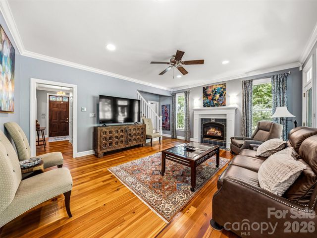 243 Poplar Lane, Pisgah Forest, NC 28712