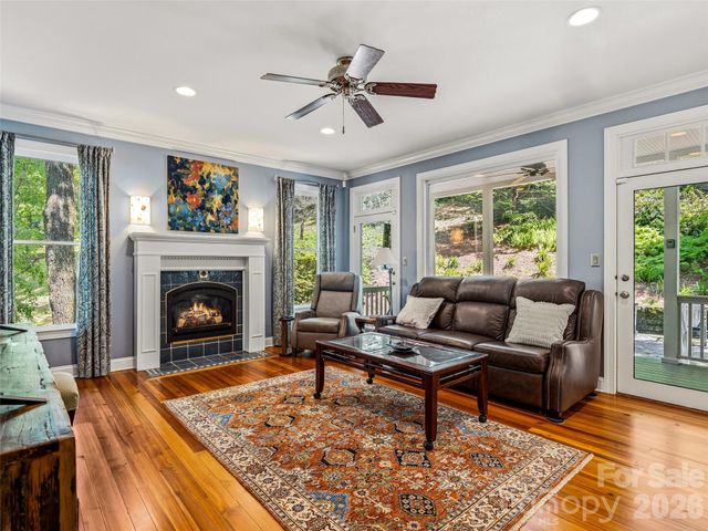 243 Poplar Lane, Pisgah Forest, NC 28712