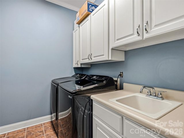 243 Poplar Lane, Pisgah Forest, NC 28712