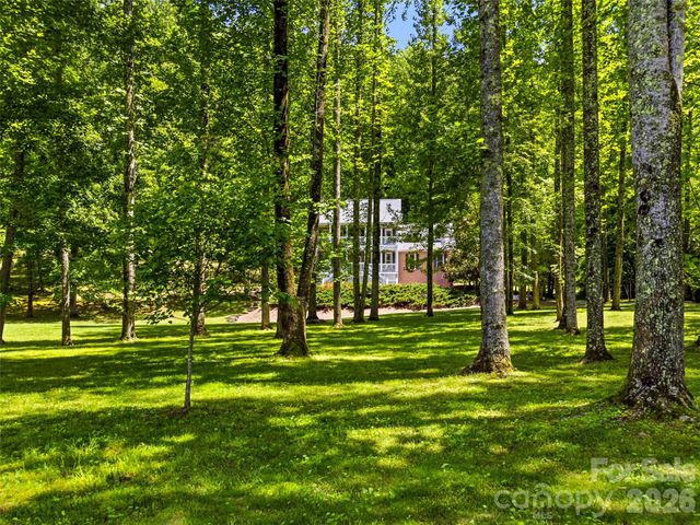 243 Poplar Lane, Pisgah Forest, NC 28712