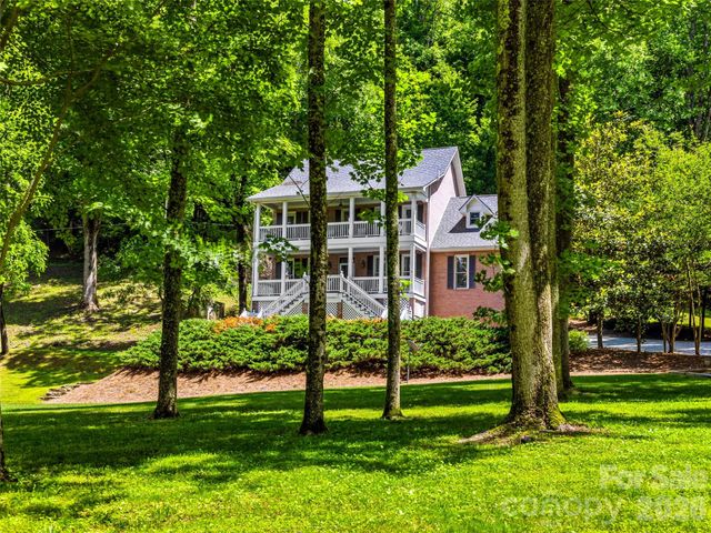 243 Poplar Lane, Pisgah Forest, NC 28712