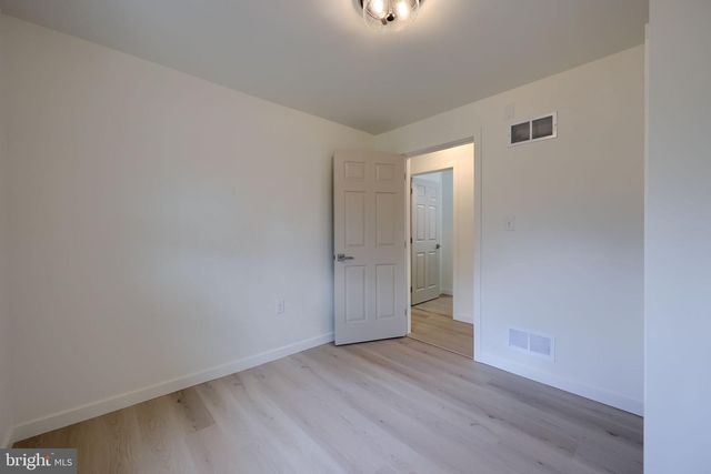 3165 PINCH RD, Manheim, PA 17545