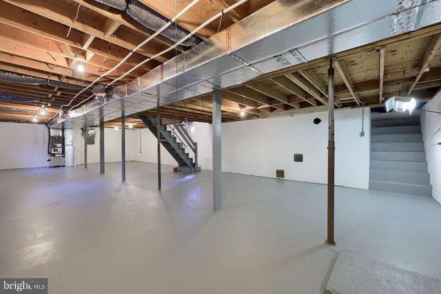 3165 PINCH RD, Manheim, PA 17545