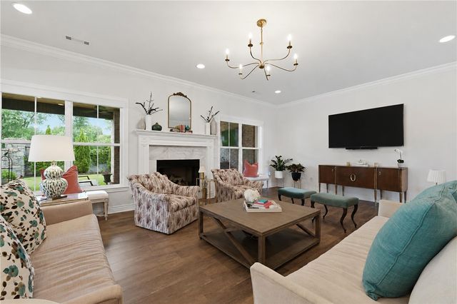 4414 S 86th Place, Bentonville, AR 72713