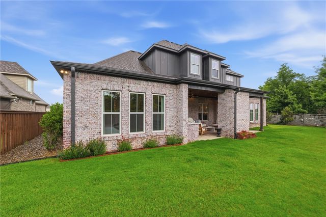 4414 S 86th Place, Bentonville, AR 72713