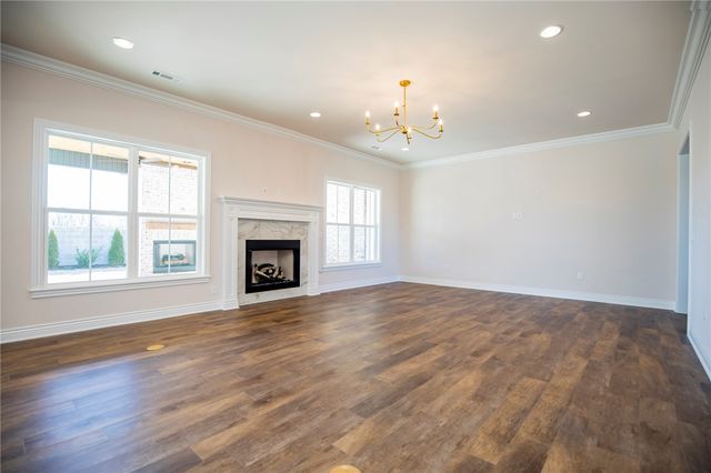 4414 S 86th Place, Bentonville, AR 72713