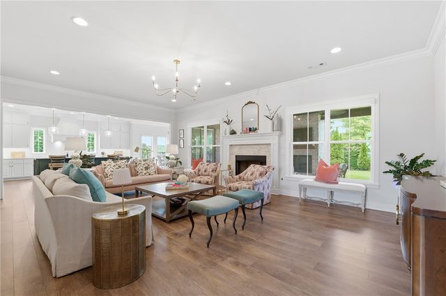 4414 S 86th Place, Bentonville, AR 72713