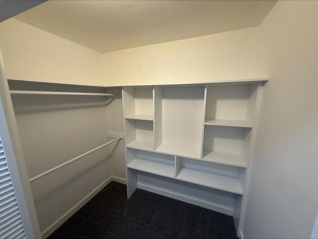 2101 S Bluff, Wichita, KS 67218
