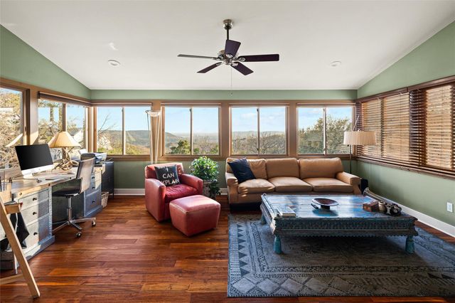 6209 Ledge Mountain DR, Austin, TX 78731