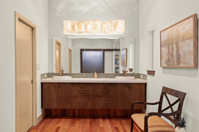 6209 Ledge Mountain DR, Austin, TX 78731