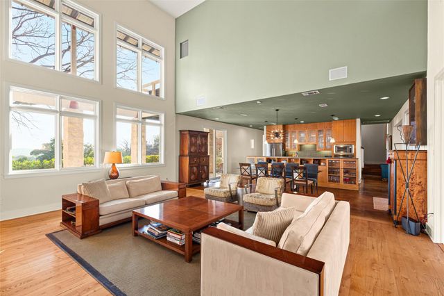 6209 Ledge Mountain DR, Austin, TX 78731