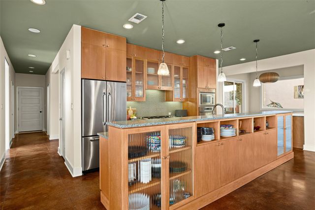 6209 Ledge Mountain DR, Austin, TX 78731