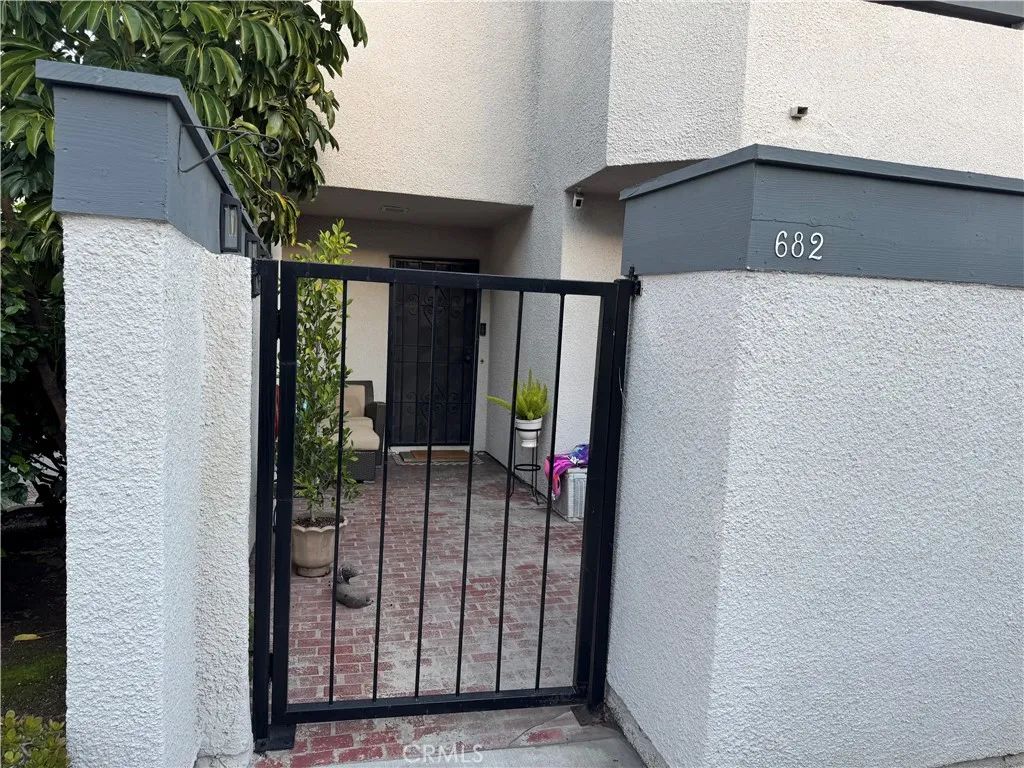 682 E Workman, Covina, CA 91723