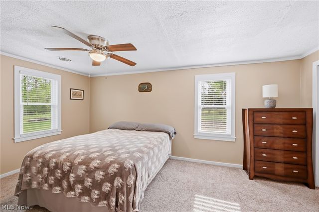 3635 Homewood Avenue, Hubbard, OH 44425