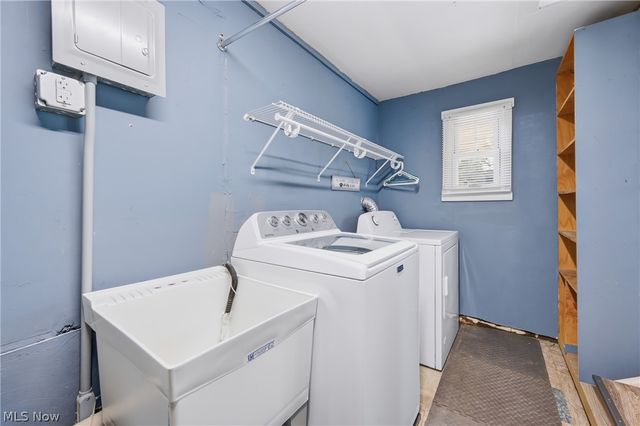 3635 Homewood Avenue, Hubbard, OH 44425