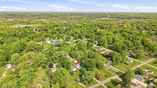 3635 Homewood Avenue, Hubbard, OH 44425