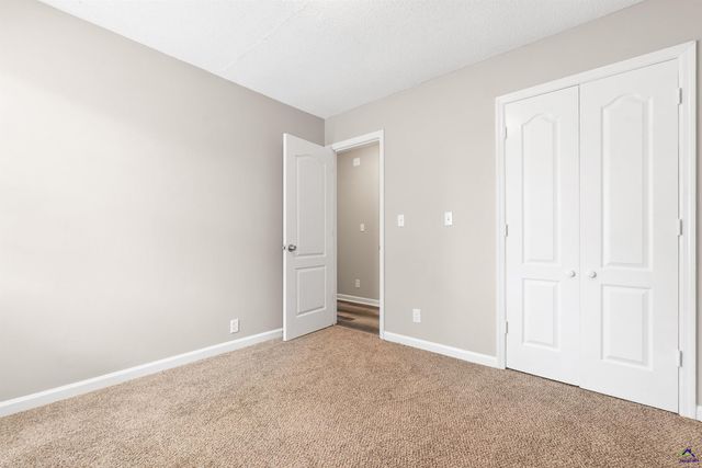 308 Peach Blossom Road, Bonaire, GA 31005