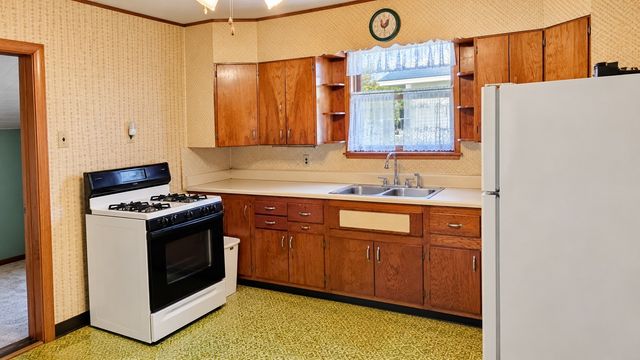 440 E 27TH Street, Erie, PA 16504