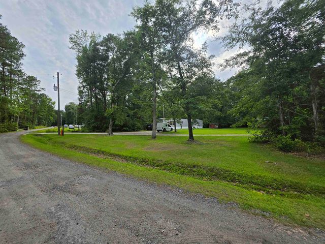 4137 Rose Bud Ln., Myrtle Beach, SC 29588