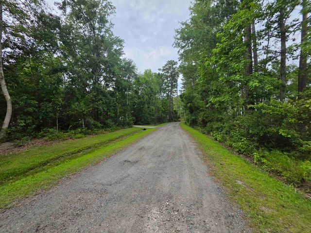 4137 Rose Bud Ln., Myrtle Beach, SC 29588
