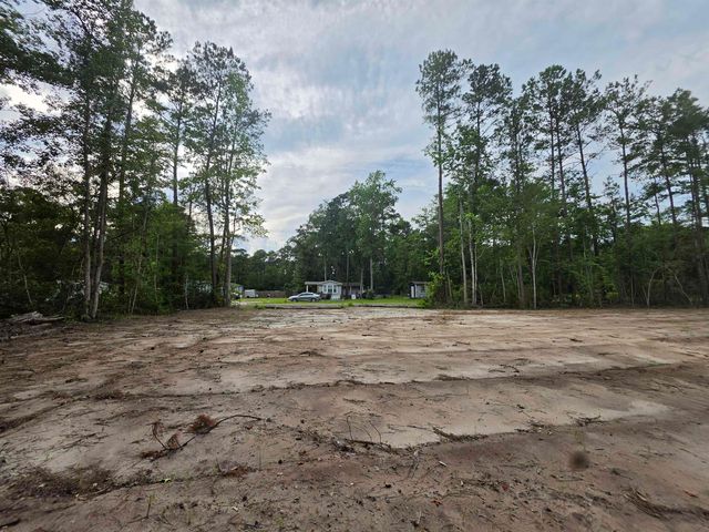 4137 Rose Bud Ln., Myrtle Beach, SC 29588