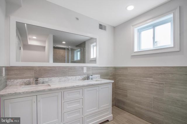 1708 W SEYBERT ST, Philadelphia, PA 19121