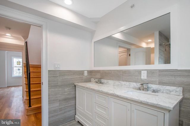 1708 W SEYBERT ST, Philadelphia, PA 19121