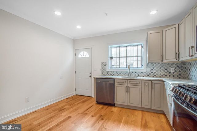 1708 W SEYBERT ST, Philadelphia, PA 19121