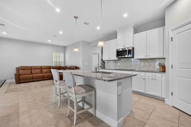 4623 PIPPIN LANE, Bradenton, FL 34211