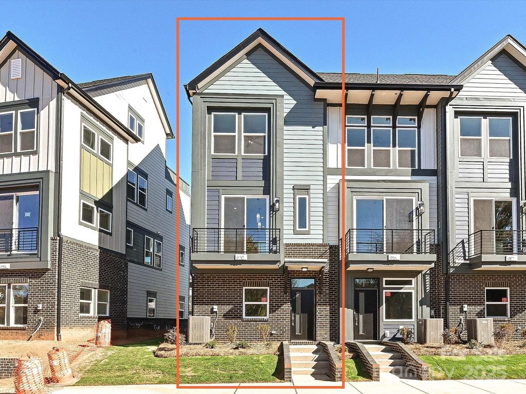 920 Callahan Street EQX1667, Charlotte, NC 28206