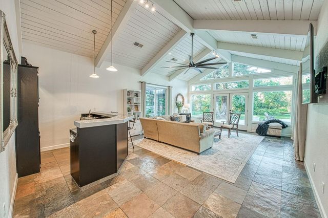 2649 Heritage Avenue, Clovis, CA 93619