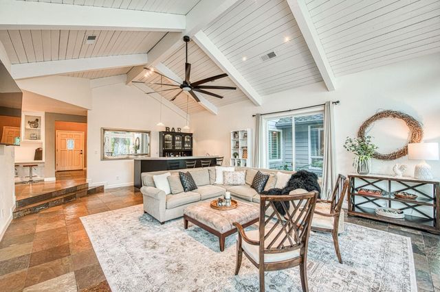 2649 Heritage Avenue, Clovis, CA 93619