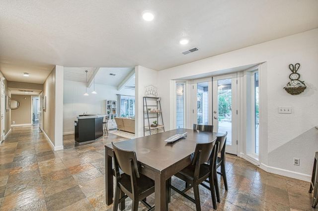 2649 Heritage Avenue, Clovis, CA 93619