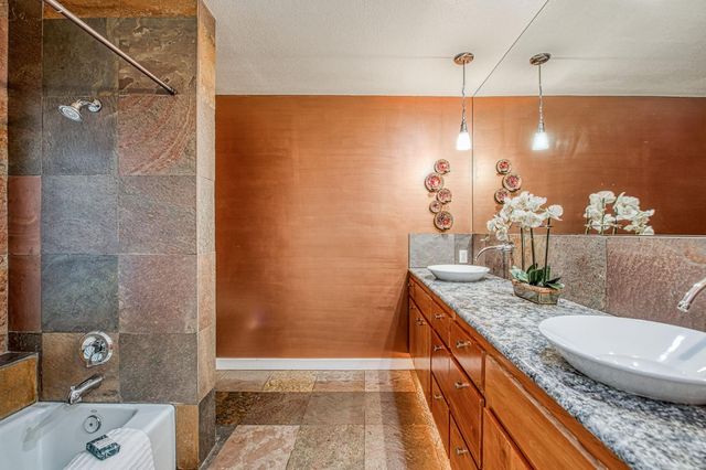 2649 Heritage Avenue, Clovis, CA 93619