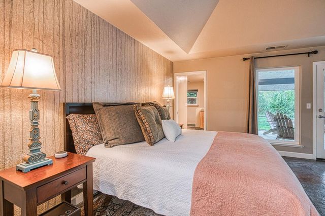 2649 Heritage Avenue, Clovis, CA 93619