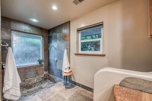 2649 Heritage Avenue, Clovis, CA 93619