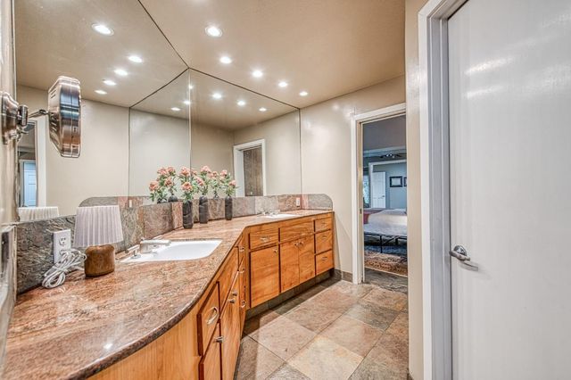 2649 Heritage Avenue, Clovis, CA 93619